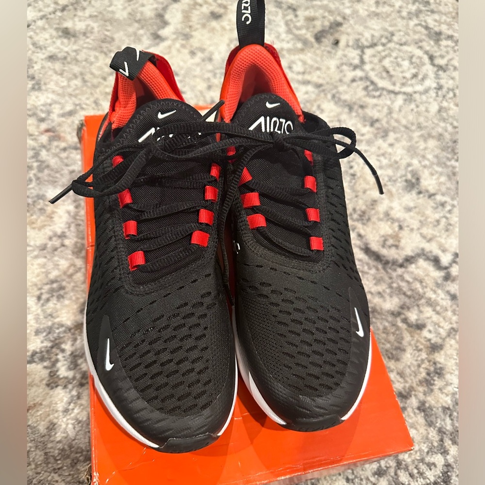 Nike Air Max 270 - ‘GS’-Black/Red